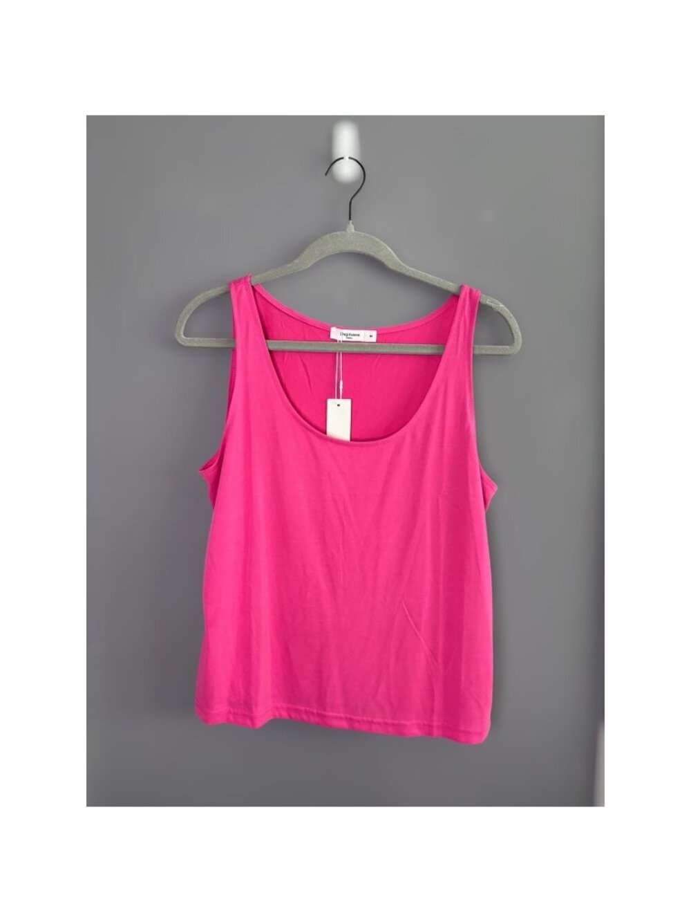Daphnea Paris Bright Pink Scoop Neck Tank Top Medium